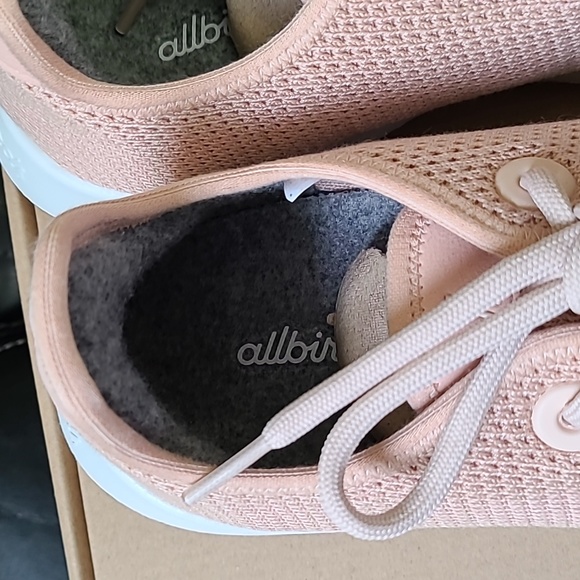 NIB Allbirds Women's Tree Runners Running Sneaker Pink - Picture 3 of 4
